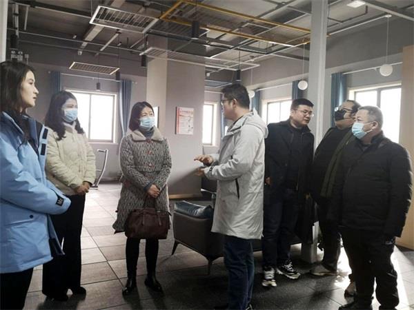 国资考察2.jpg 国资考察2.jpg